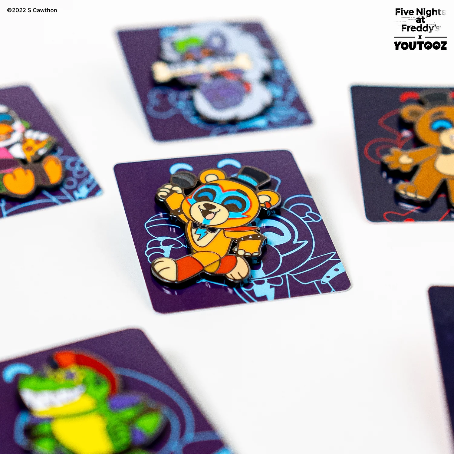 Glamrock Freddy Pin - Image 4